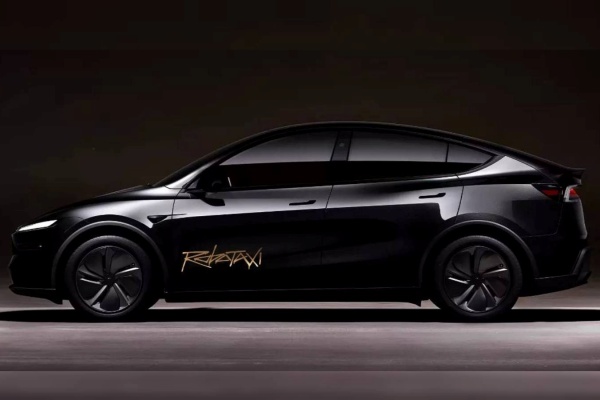 Tesla 無人計程車 APP 台灣已能下載註冊！FSD 高階功能有望開放