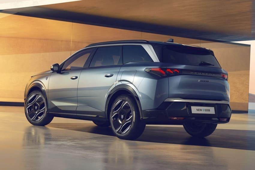 E-5008 預計先行導入單馬達前驅版本，擁有 210 匹最大馬力輸出。