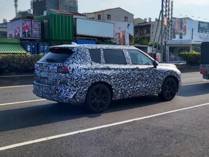 中華三菱將進口導入新一代 Outlander PHEV，測試車現身台南。（圖片來源：網友林稚傑提供）