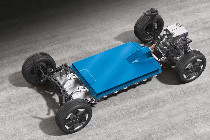 國內導入車型預計搭載 61 kWh 電池族組，最高續航里程達 520 公里。