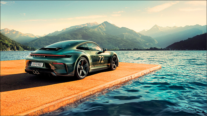 外觀採用專為本車研發的F.A.金屬綠塗裝，並在車側加入金色賽車元素點綴。