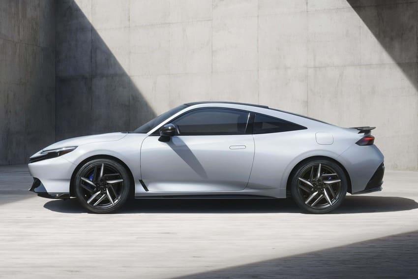 新世代 Prelude 採用 Unlimited Glide 設計概念打造流線造型。