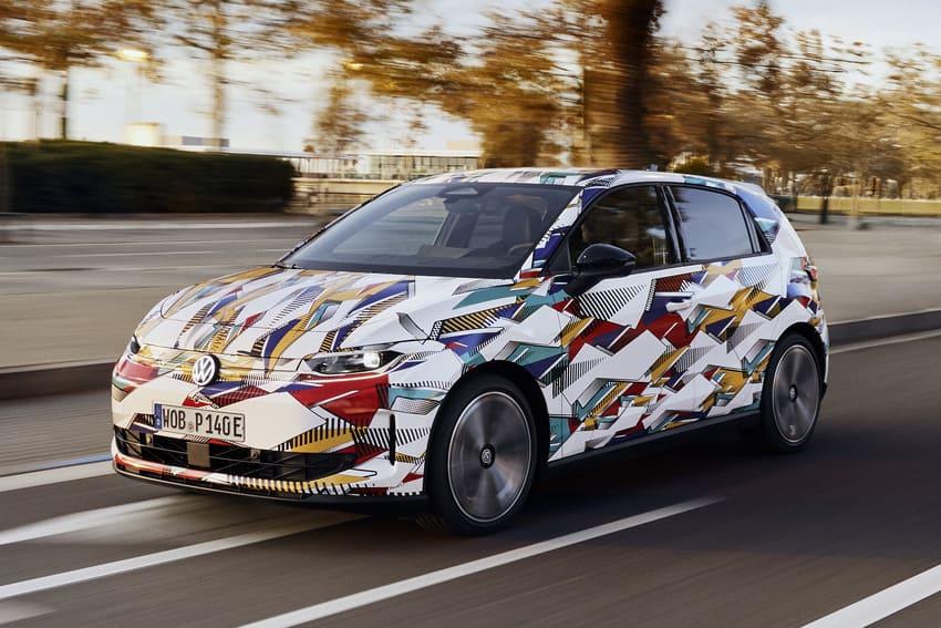 全新 ID.Polo 採單馬達前驅配置，提供三種動力輸出、兩款電池組選擇，最高續航達 450 公里。