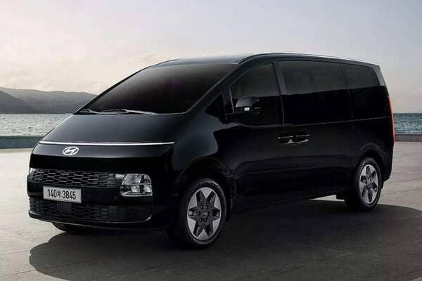 Hyundai 小改款 Staria 進化登場！招牌星艦 MPV 座艙科技質感大升級