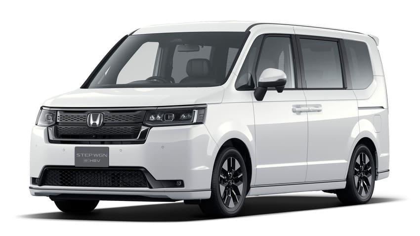 Step WGN 30 週年特仕版統一採用 2.0 升 e:HEV 油電動力系統。