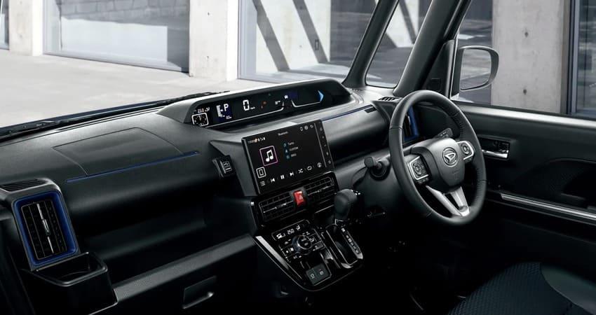 圖為 Tanto Custom 標準版內裝。