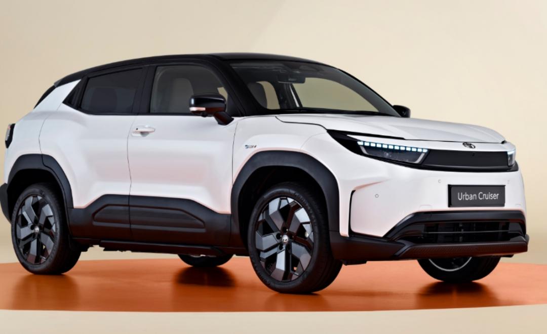 Toyota Urban Cruiser有著品牌最新設計語彙的C字型LED頭燈。