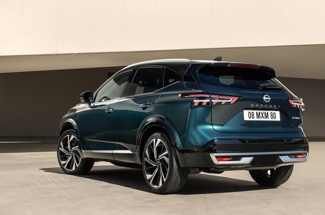 迴旋鏢LED尾燈設計，廣泛使用在Nissan多款新車。