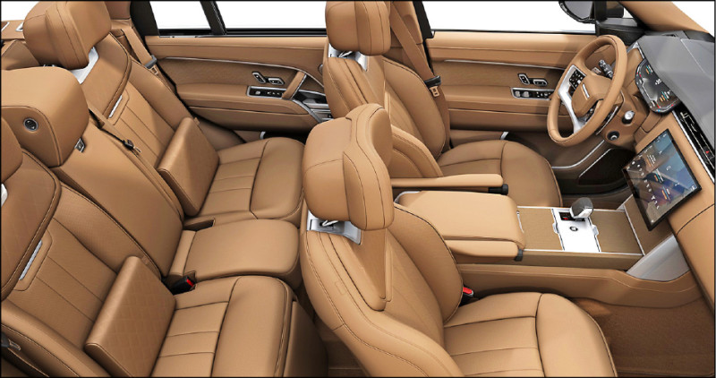 Range Rover SV Fifty-Five特仕版內裝以香芹籽棕色為主調，營造低調不張揚的座艙氛圍。