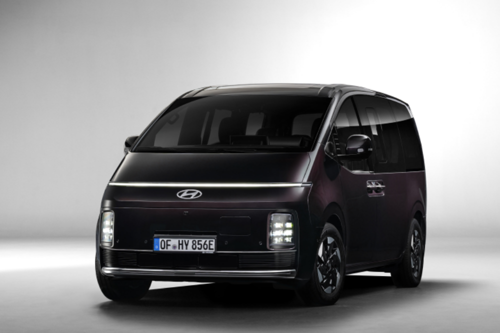 全新 Staria EV 於布魯塞爾車展全球首演。