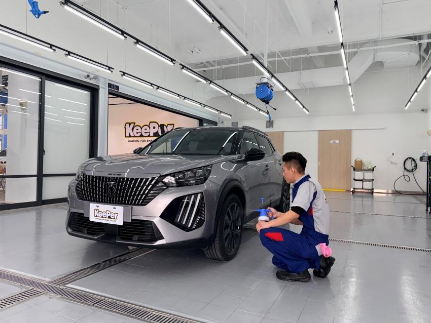KeePer 貫徹日本職人精神，提供詳細洗車服務。
