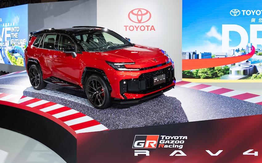 Toyota RAV4 第六代完整油耗表現全揭露!2WD 與 4WD 全奪一級能效 - 自由電子報汽車頻道