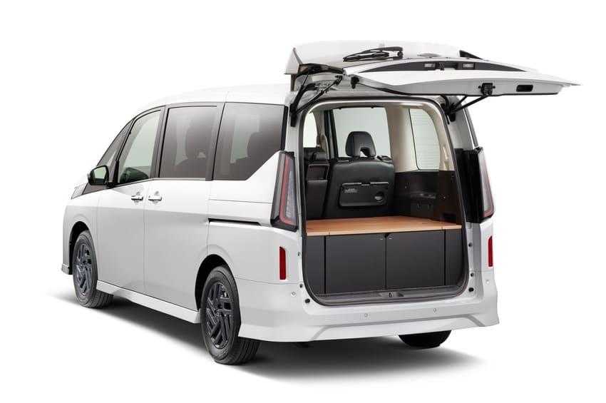 新增 Multi Box 車型展現多功能用途。