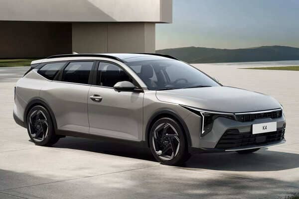 Kia 全新旅行車首度現身！動感造型搭配科技內裝 實用大空間是特色所在