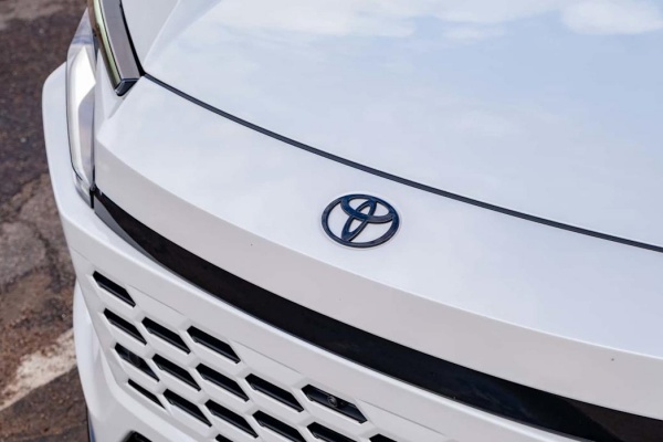 前 11 月銷量比福斯集團全年還多！Toyota 集團連 6 年奪全球汽車銷售龍頭