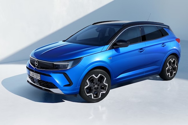 歐洲進口休旅推 90 萬元有找購車方案  折價超過 50 萬元