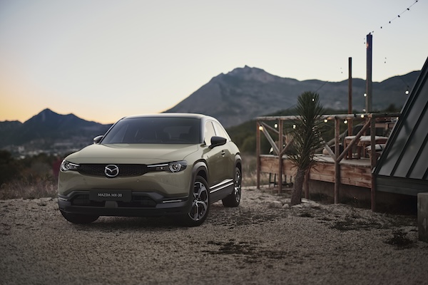 Mazda 首款電動車歐洲宣告停售  續航力過短成罩門