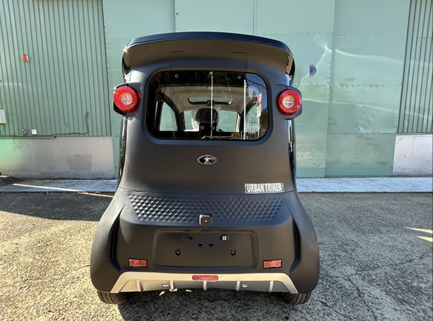 可坐3 人還能上高速公路！日本電動三輪車30 萬元有找- 自由電子報汽車頻道