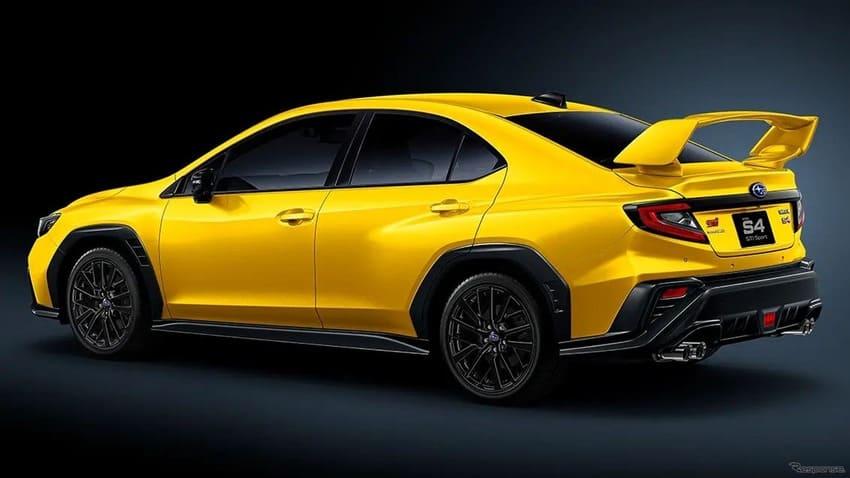 WRX S4 STI Sport R-Black Limited II 特仕版身後的大型尾翼相當吸睛。