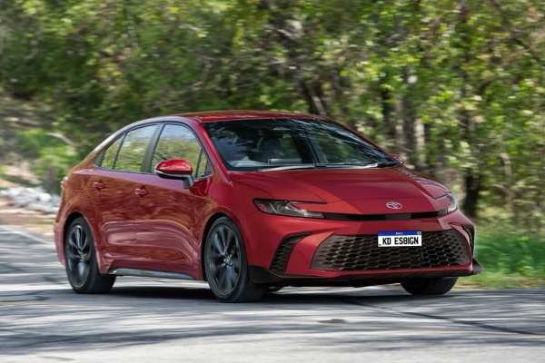 Toyota 大改款 Corolla 預期像縮小版 Camry！搭 1.5 升油電油耗上看 33km/L