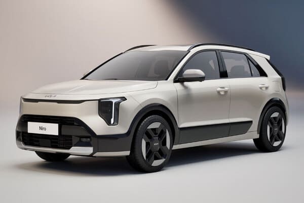 Kia 當家油電 SUV 新款搶先亮相！跟進最新前衛風格 外觀內裝同步升級