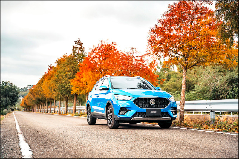 MG ZS完美詮釋「價值創造者」頭銜，鎖定首購族的超親民售價，卻有著領先同級的配備水準。