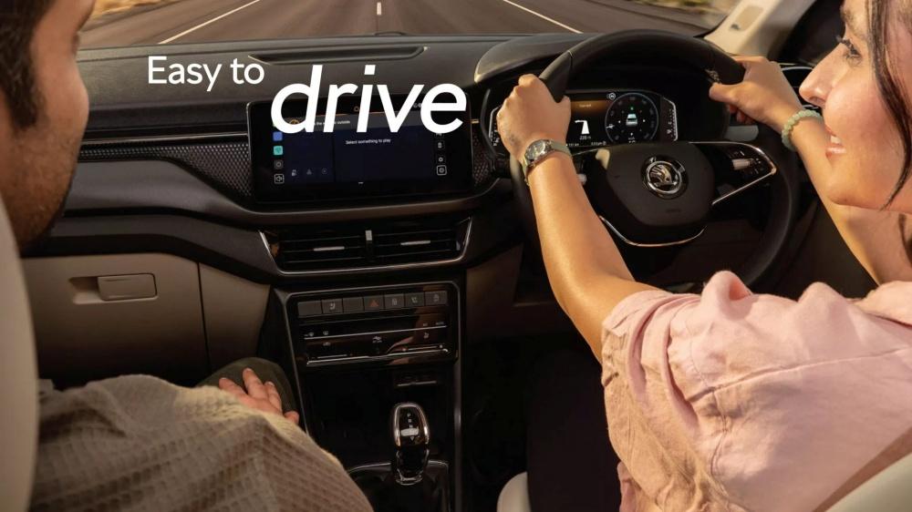 內裝升級更大尺寸數位儀表。