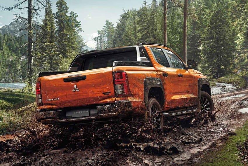 新年式 Triton 標配高興能懸吊系統，提升操控性能及乘坐舒適度。