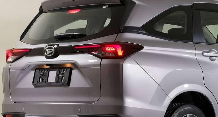 整體輪廓更加方正，車尾導入新式樣尾燈組。