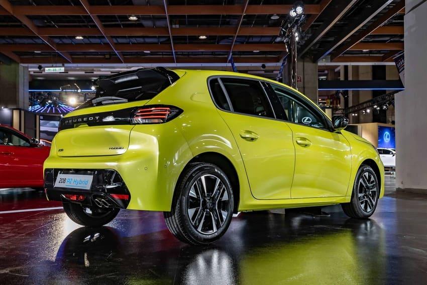 搭載 1.2 升 P2 Hybrid 油電動力系統，兼具性能及節能表現。