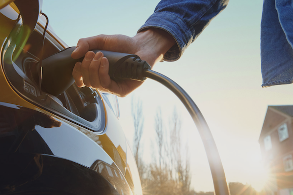 電動車電池耐用度比你想得更久！最新研究報告證實