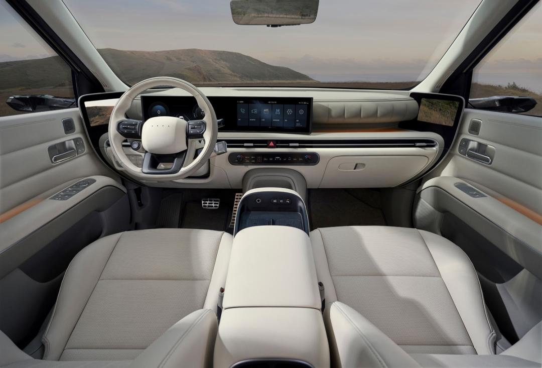 Nexo內裝鋪陳運用大量永續材質以及科技配備。