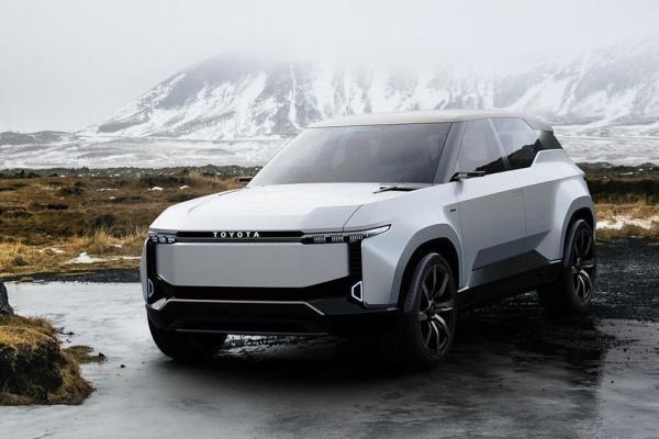 Toyota Land Cruiser 家族最後一員即將補齊！純電 7 人座問世時間曝光