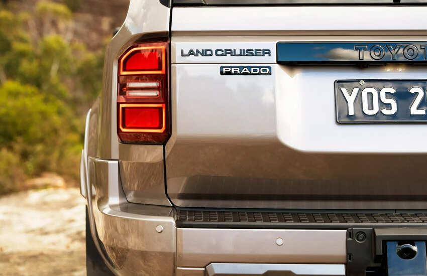 Kakadu 頂規車型的保險桿改為與車身同色塗裝，質感更佳。