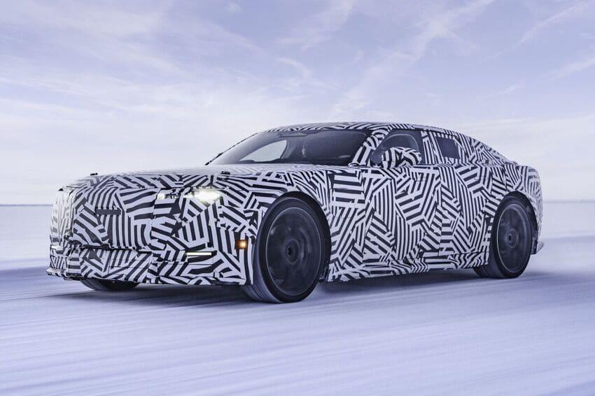 全新豪華四門 GT 搭載三具馬達，擁有超過 1,000 匹最大馬力輸出的強勁性能。