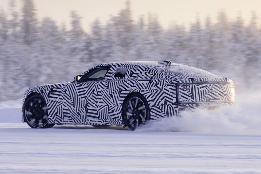 結合先進的四輪驅動技術與智慧扭矩分配系統，無論在何種路況下，都能帶來充滿樂趣與信心十足的駕馭體驗。