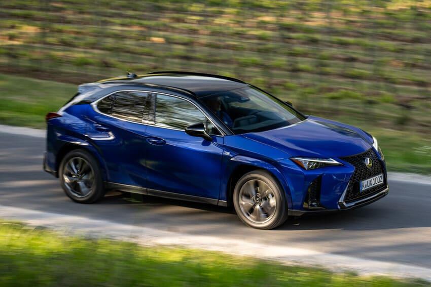 搭載 2.0 升 Hybrid 油電混合動力系統，可提供 199 匹綜效馬力輸出。