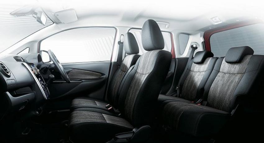 車室預期能讓 4 人舒適乘坐。