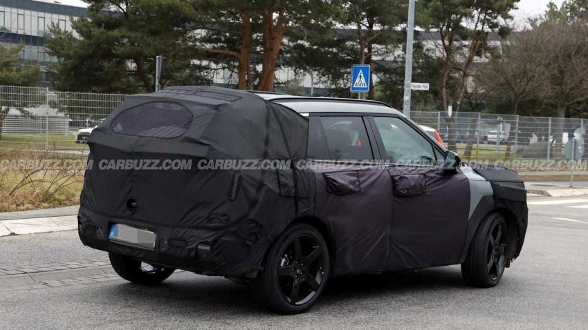 新一代 Tucson 整體輪廓改為方正風格。