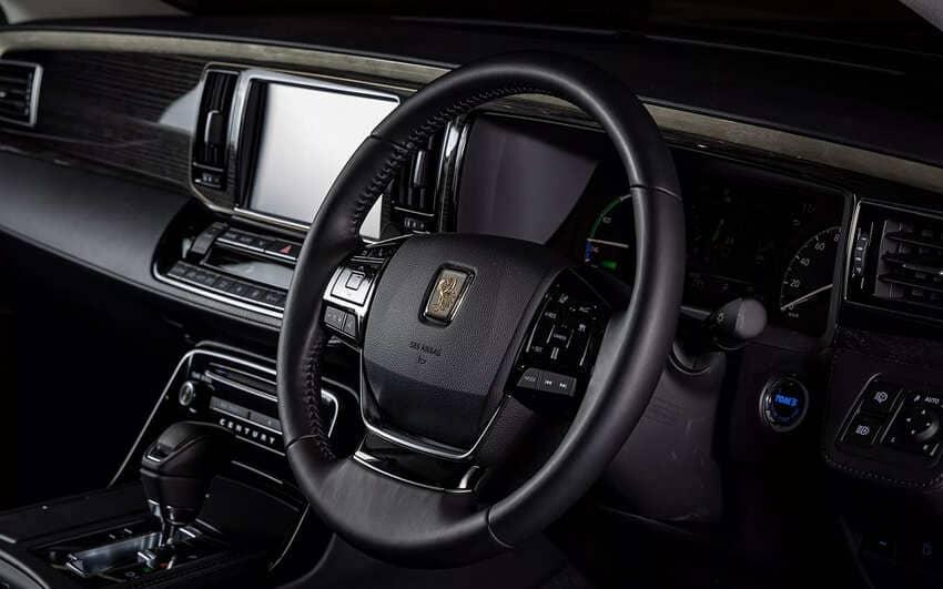 Toyota「日本勞斯萊斯」霸氣升級！外觀內裝進化展現豪華旗艦風範