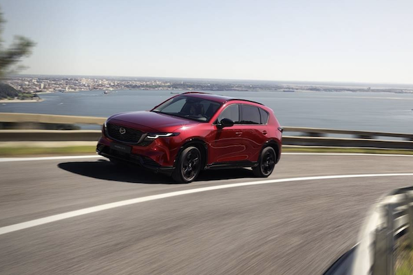 《消費者報告》評最安全汽車品牌：Mazda 奪冠  Land Rover 慘墊底