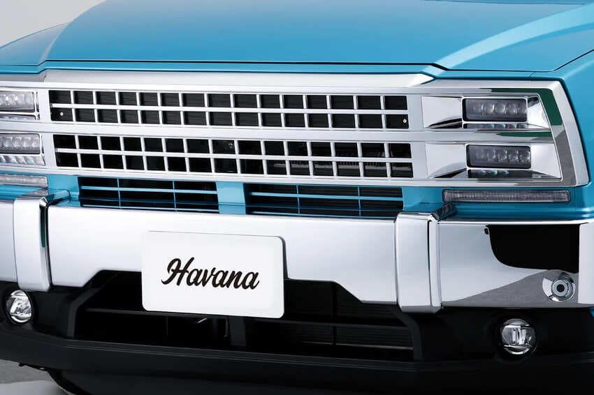 更新水箱護罩及頭燈式樣展現新意。