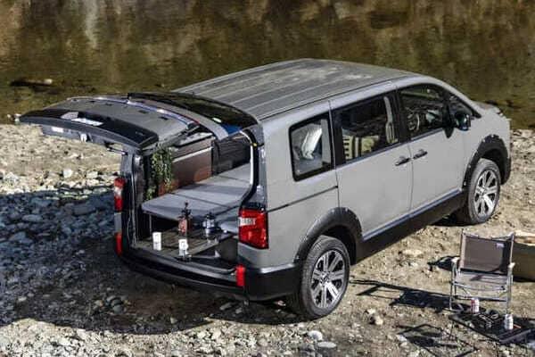 三菱得利卡升級多功能露營車！內附冷氣與雙人床 輕鬆享受舒適車宿樂趣