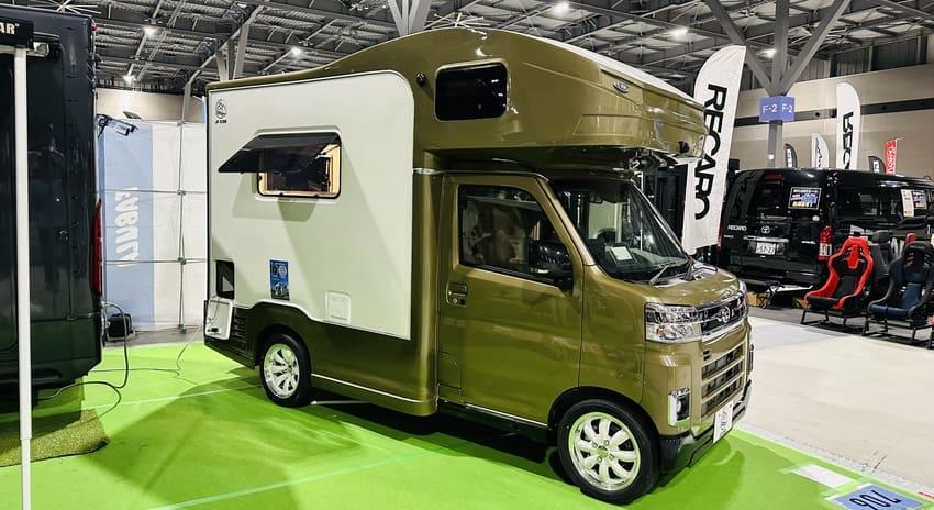 日系入門輕貨卡化身高級露營車!實用家電全都有 輕鬆樂享舒適車宿生活