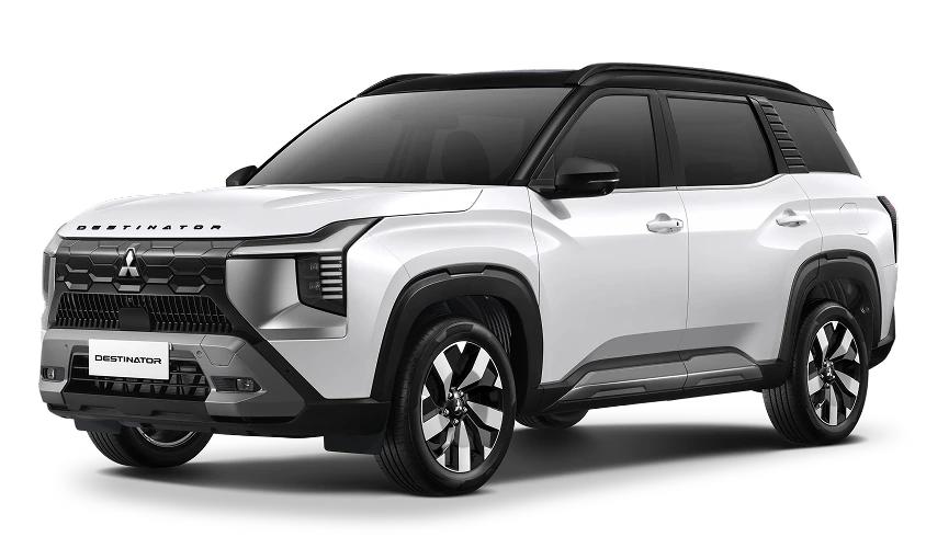 在引擎蓋前端設有黑色車名字樣，Destinator 55 週年特仕版車尾也可看見相同設計。