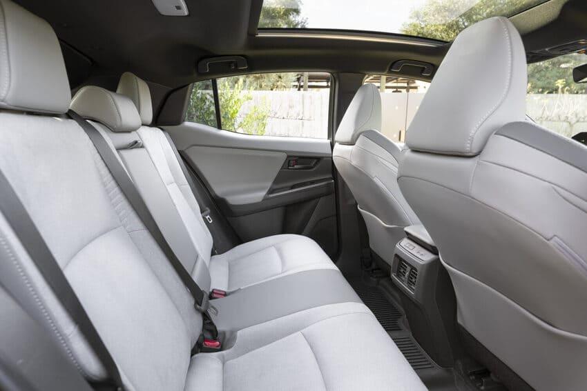 Toyota 純電新 SUV 上市時間出爐!空間表現媲美 RAV4 有望爭取來台