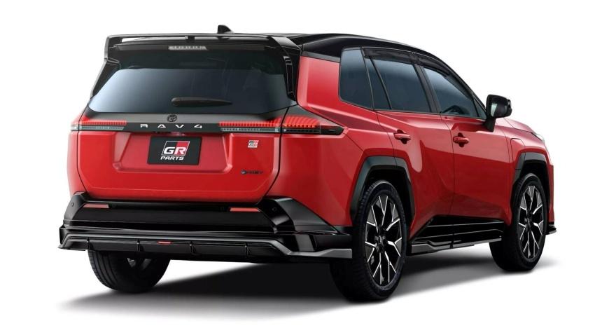 車尾導入專屬尾翼提升辨識度。