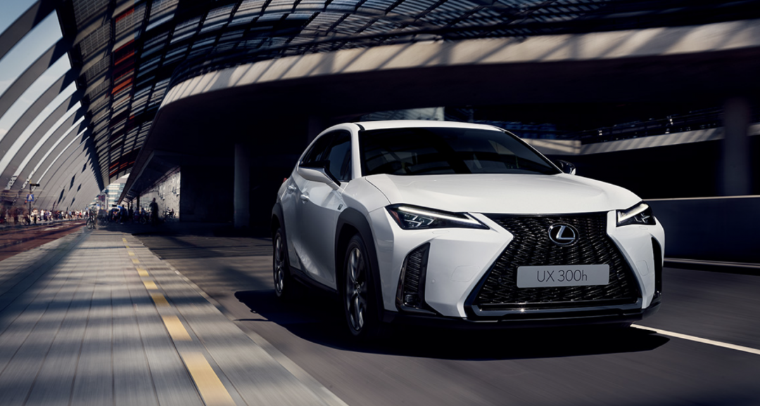 Lexus UX 300h（圖片來源：Lexus）