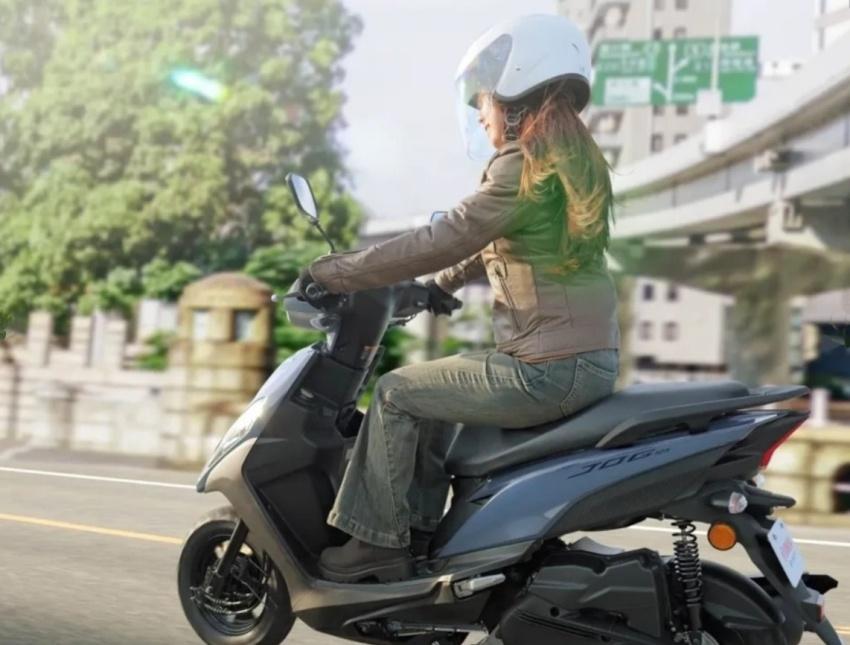 新車色營造輕鬆、日常的氛圍。