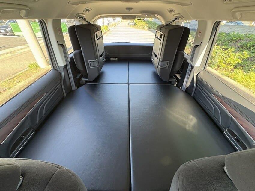 三菱得利卡升級變身露營車！掀開車頂就是床 一家四口出遊也不成問題